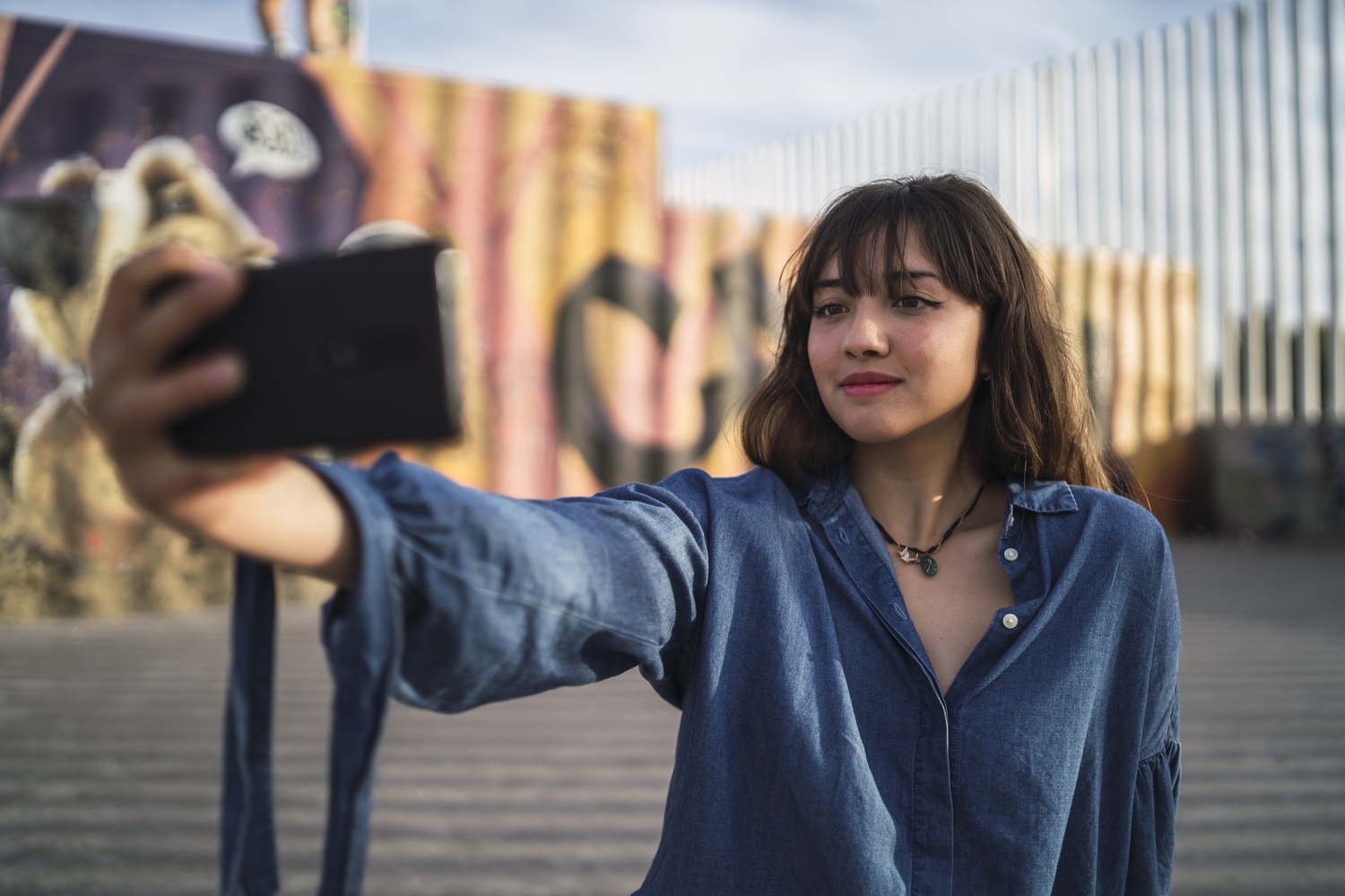 9 ótimas dicas de poses para fotos que farão você arrasar